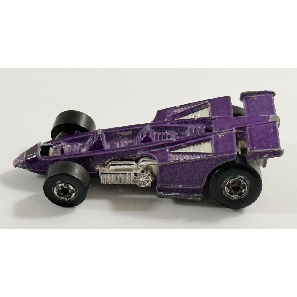 Hot Wheels Diecast Car Kids OS Purple 1987 Vintage Futuristic Racer Mattel
